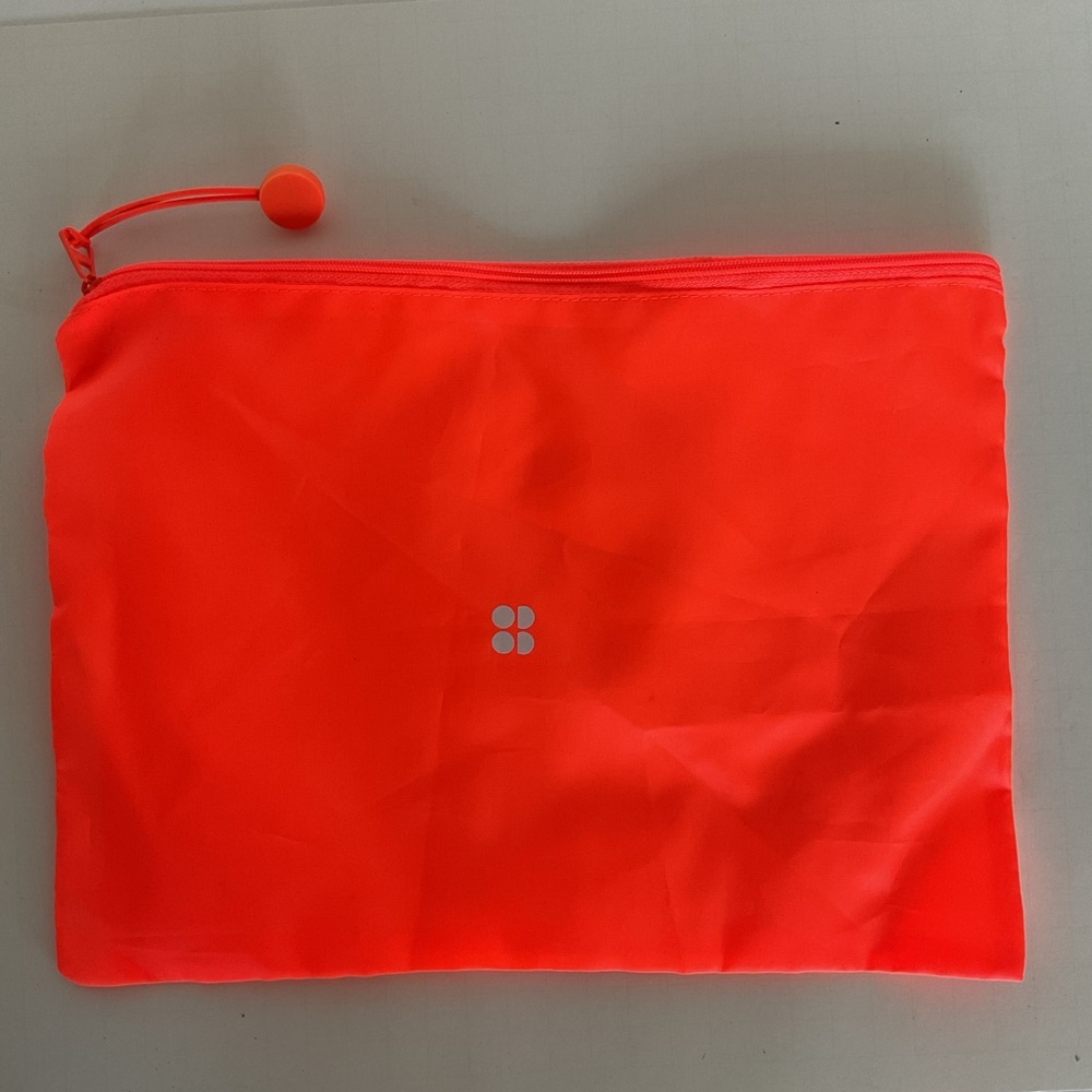 Sweaty Betty zippered pouch